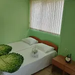 Pepina Pensión 3*